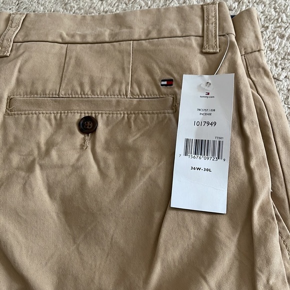Tommy Hilfiger Mens Khaki Pants - Picture 2 of 4